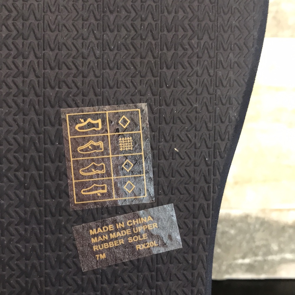 MICHAEL Michael Kors Logo Platform Slide Sandal - Picture 9 of 9